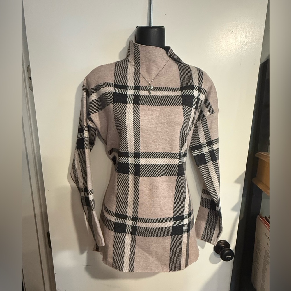 4/$16 Max Studio Plaid Mock Neck Women’s Sweater - Soft Pink/Black
